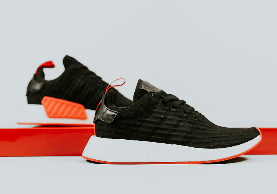 Nmd r2 primeknit red black best sale