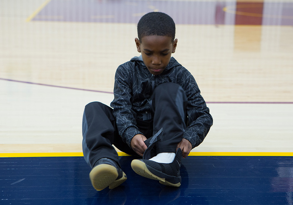 Lebron Soldier 10 Flyease