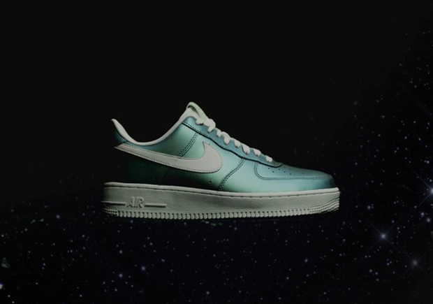 Nike Air Force 1 Low Shiny Mint 03