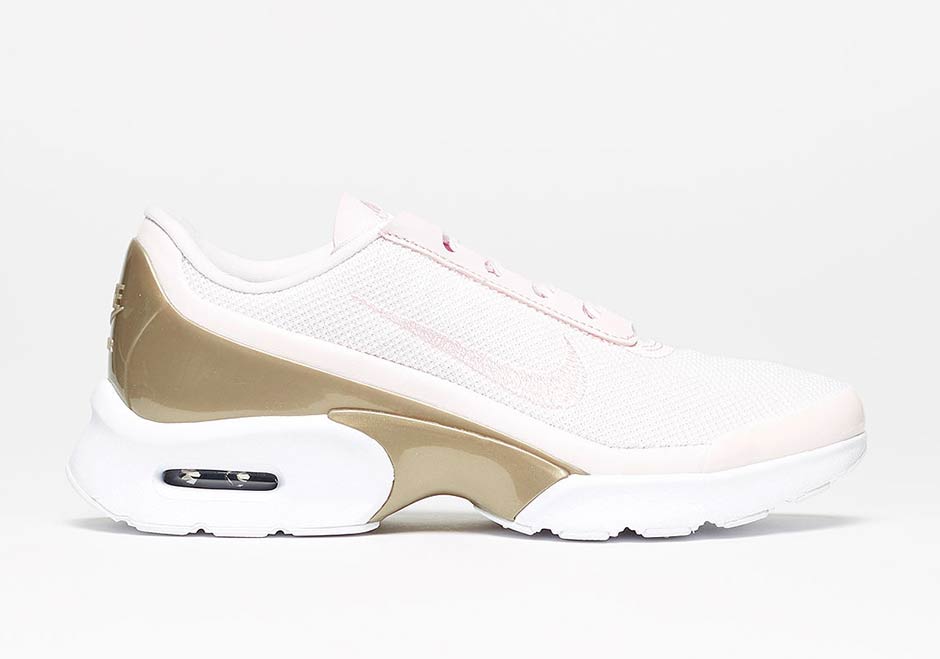 repentino litro Parecer Nike Air Max Jewell Pearl Pink 904576-600 | SneakerNews.com