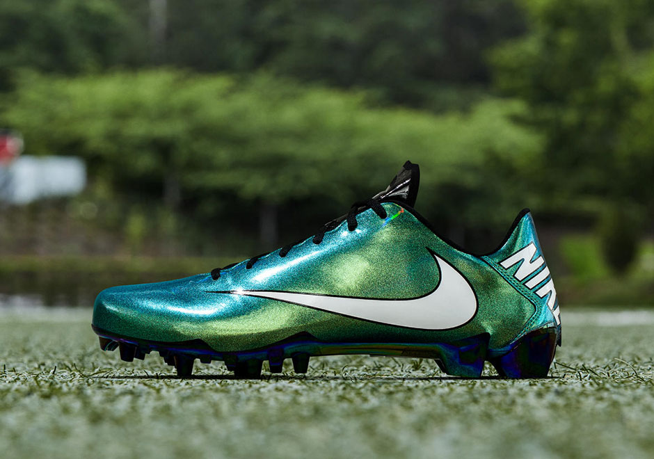 Nike Made NFL Combine Cleats Inspired By An Unbreakable 40-Yard Dash Time