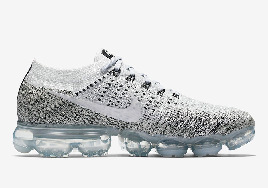 nike hoodie Vapormax Oreo Official Images 1