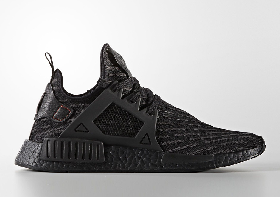 adidas-nmd-xr1-triple-black-detailed-photos-01