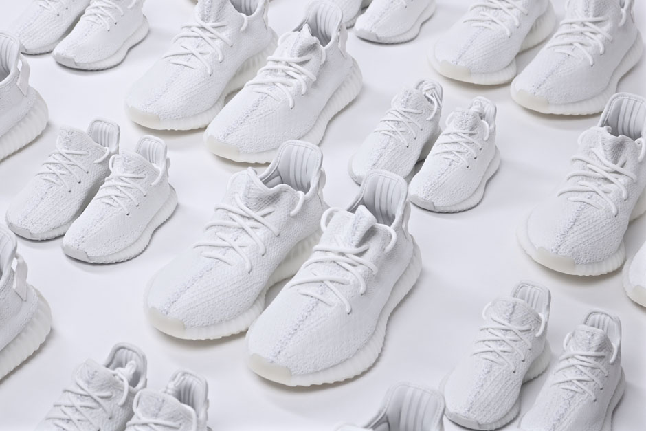 præambel Soldat gennemsnit adidas Yeezy Boost 350 V2 Cream White - Official adidas Announcement |  SneakerNews.com
