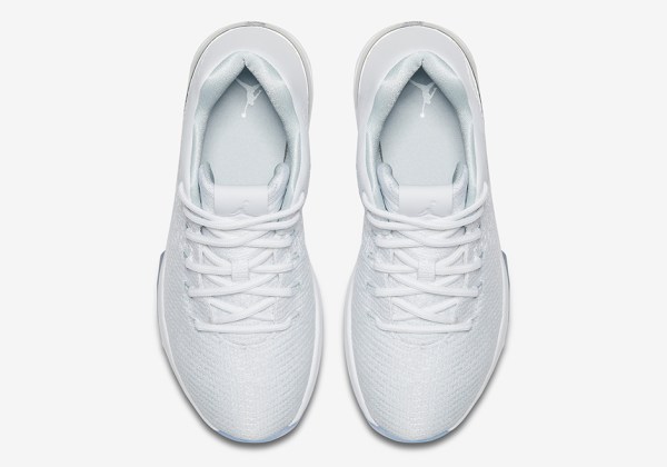 Air Jordan 31 Low Pure Money Release Date | SneakerNews.com