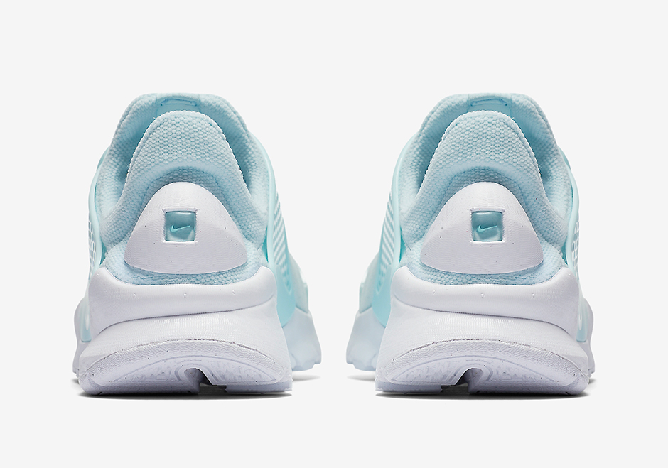 Nike Sock Dart Glacier Blue 05