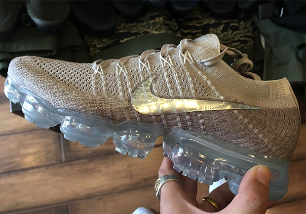 vapormax swoosh