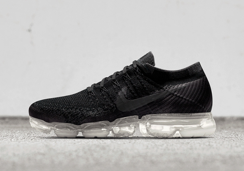 Nike VaporMax NIKEiD Black Upper Color 