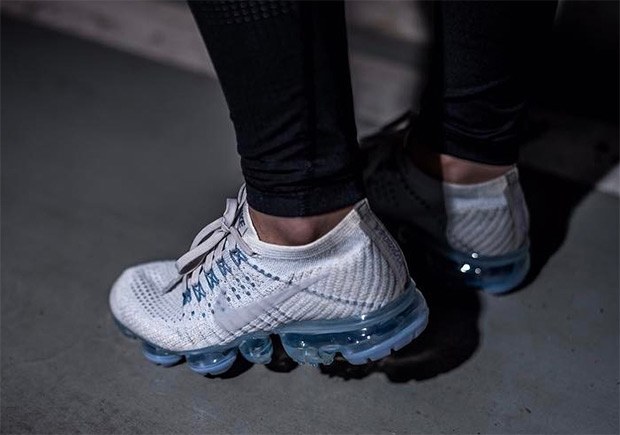 all white vapormax on feet