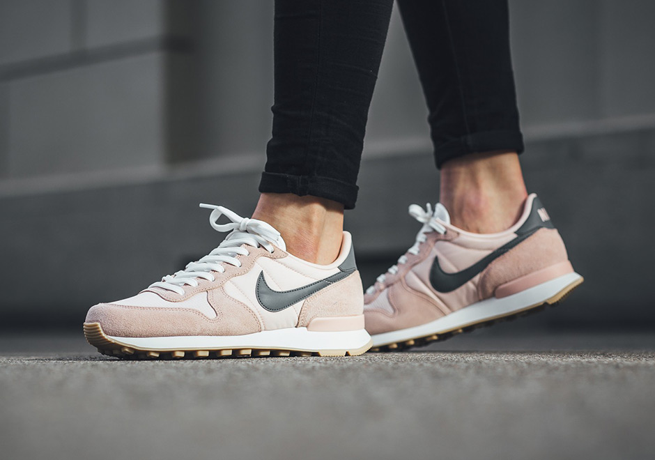 Nike Internationalist Prism Pink 919925-600 | SneakerNews.com