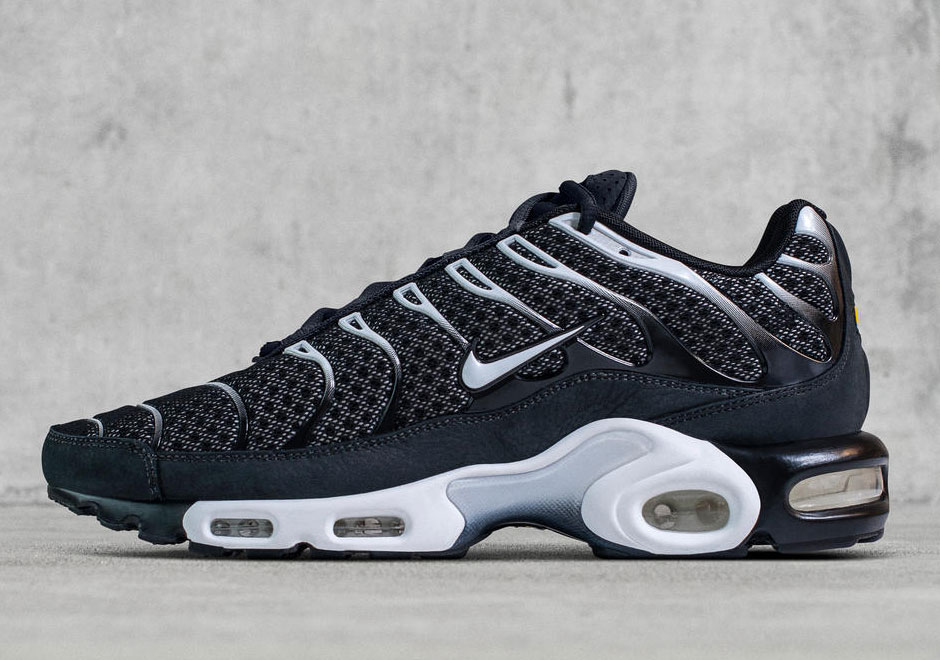 NikeLab Air Max Plus April 2017 