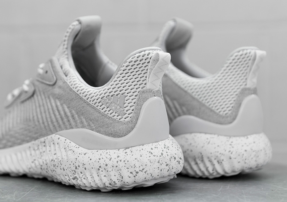 Adidas alphabounce 2025 ultra boost