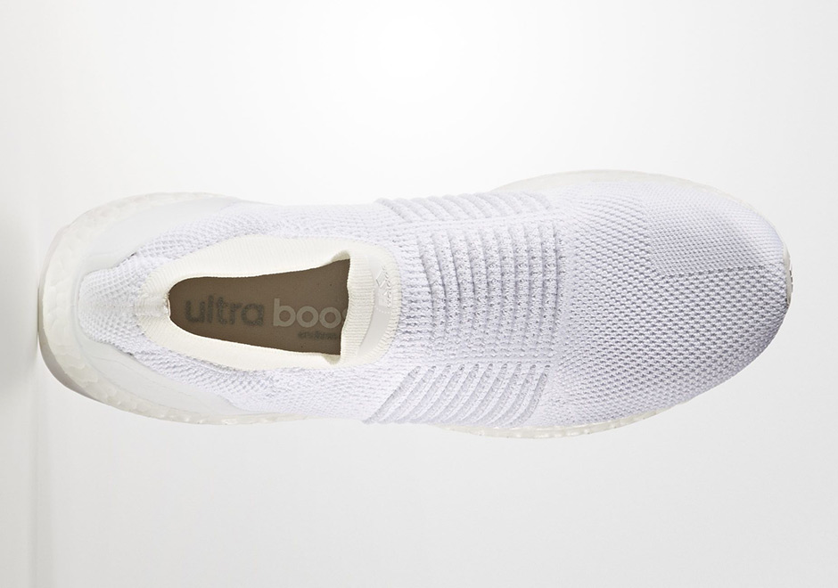 Adidas ultra boost hot sale laceless triple white