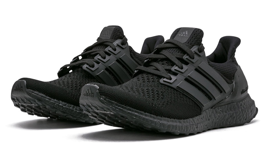 adidas boost full black