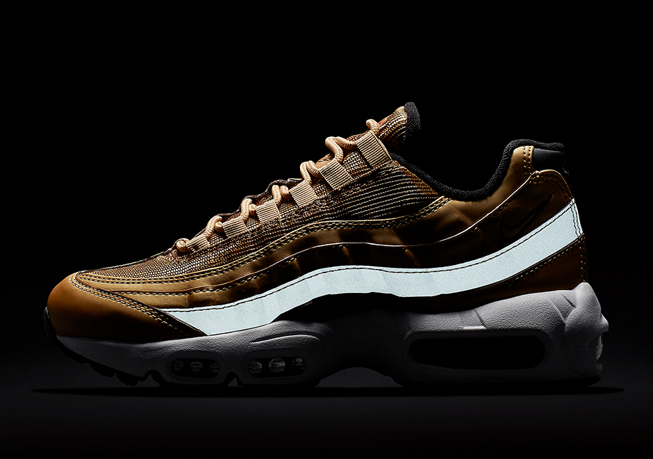 metallic gold air max 95 outfit