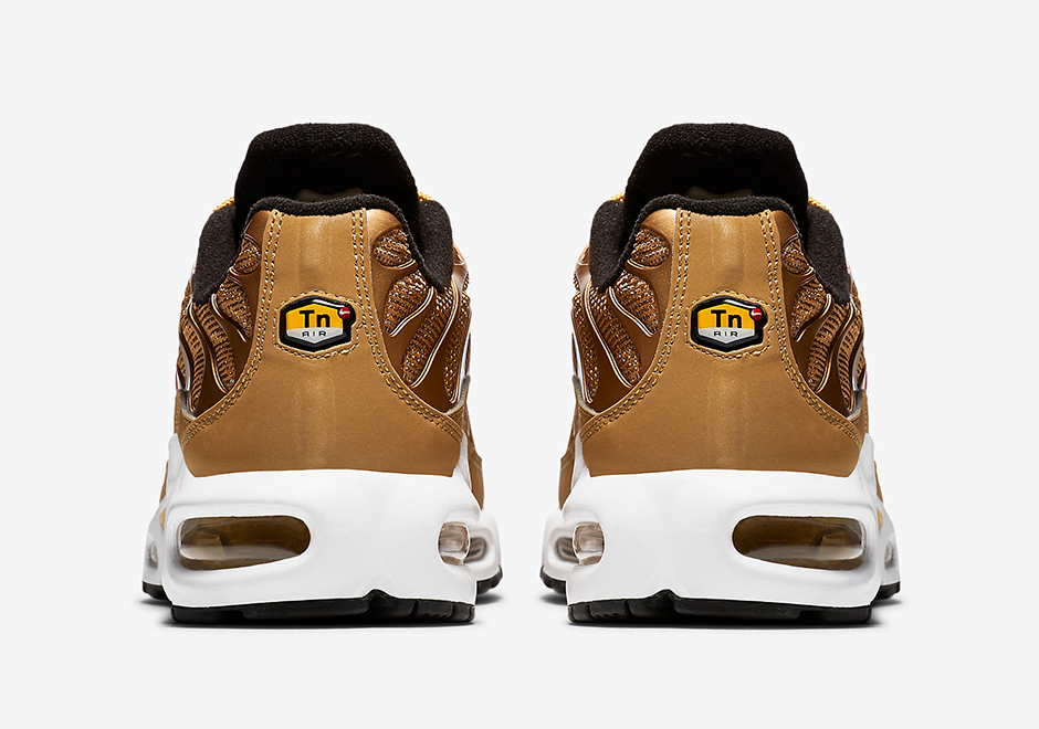 Nike Is Re-Releasing the Air Max Plus Metallic Gold