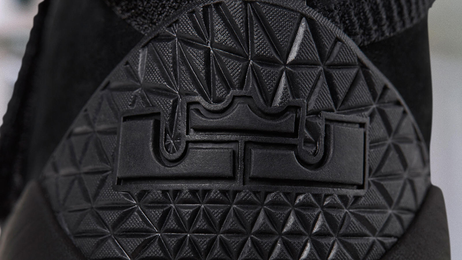 Nike LeBron Soldier 11 Prototype Release Date 897646-001 | SneakerNews.com