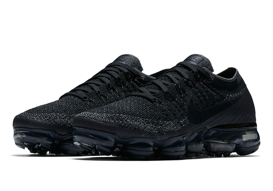 nike vapormax mens black