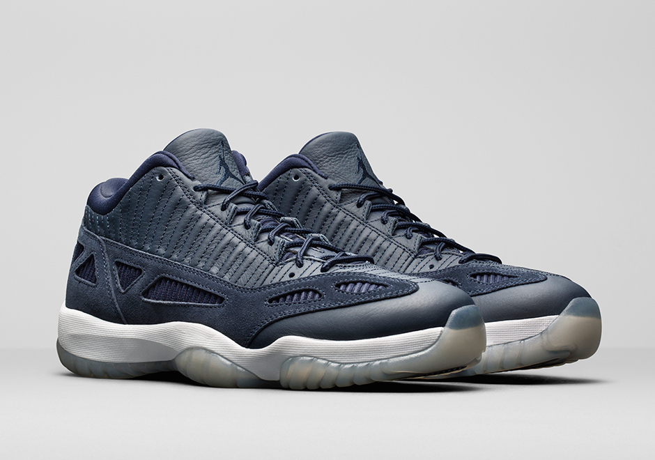 retro 11 low ie white black navy