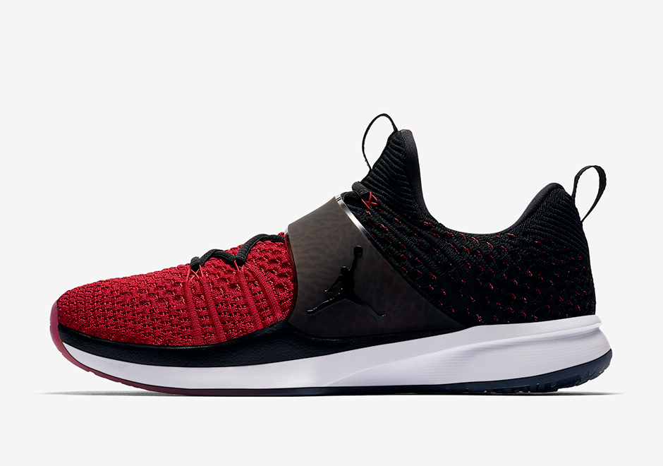 jordan trainer 2 flyknit red