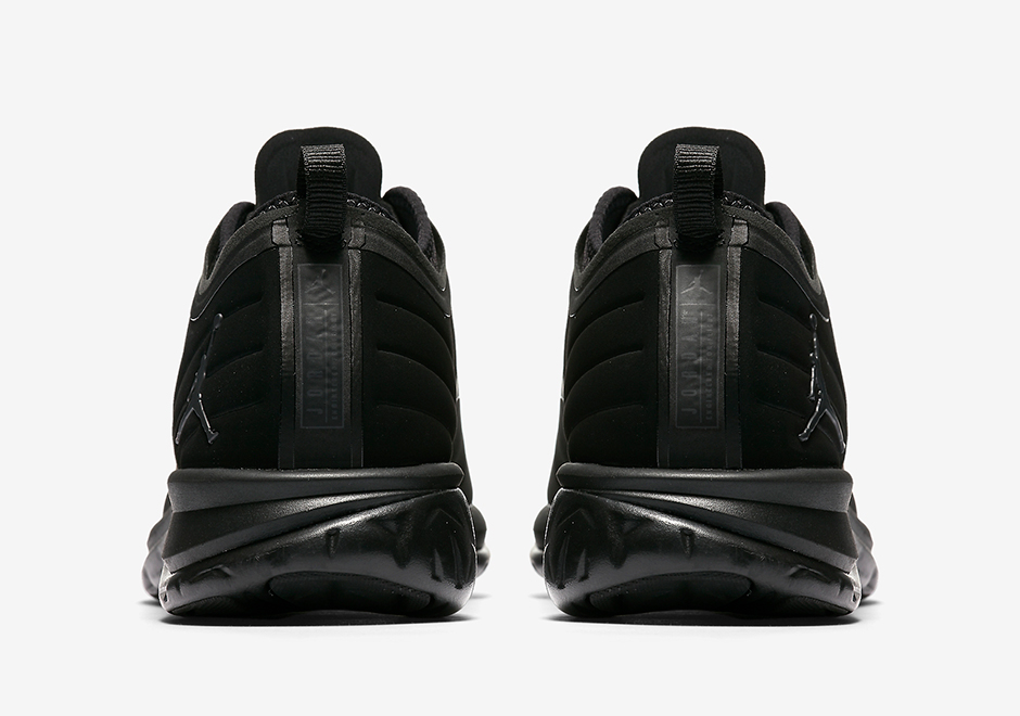 Jordan Trainer Prime Triple Black 881463-002 | SneakerNews.com