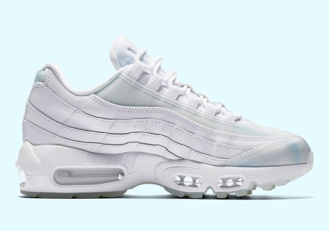 Nike Air Max 95 SE Womens 918413-100 | SneakerNews.com