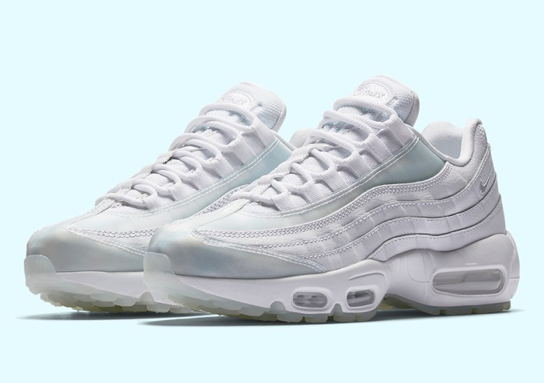 Nike Hits Us With Air Max 95s In Iridescent Platinum