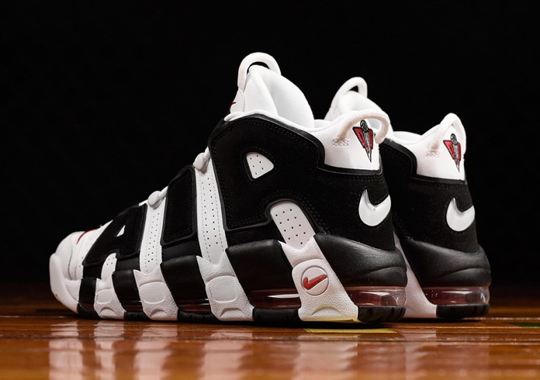 Generosidad Odia filtrar Nike Air More Uptempo Scottie Pippen Release Info 414962-105 |  SneakerNews.com