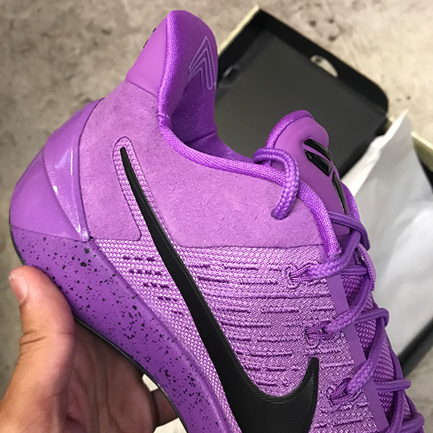 nike shoes color violet