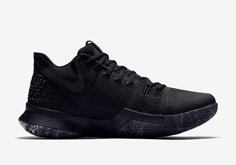 Kyrie 3 discount triple black