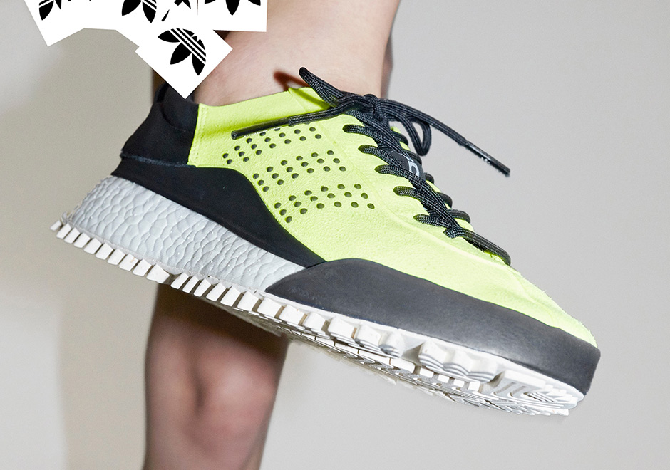Sumergido restante gusto Alexander Wang adidas Originals Hike Lo Sneaker Season 2 Drop 1 |  SneakerNews.com