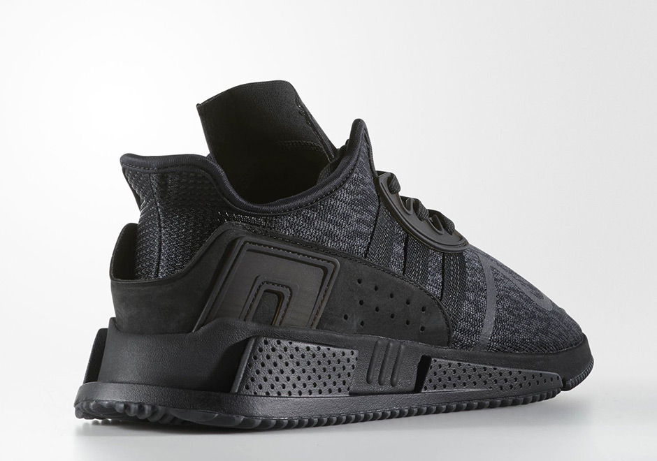 eqt cushion adv black