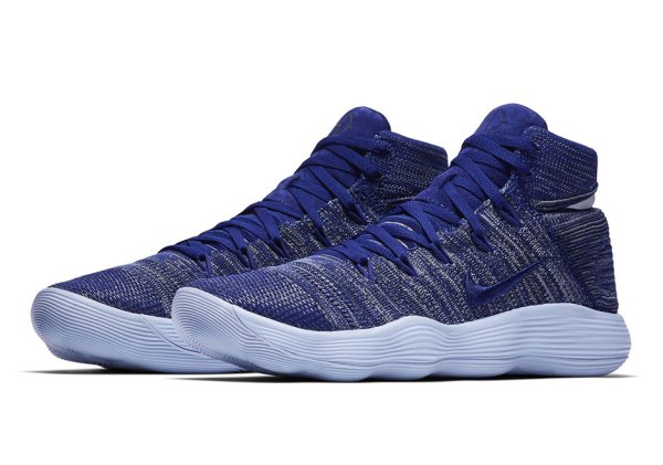 Nike Hyperdunk 2017 Flyknit Royal | SneakerNews.com