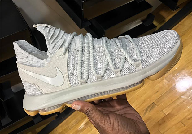 The Nike KD 10 Gets The "Summer Pack" Look