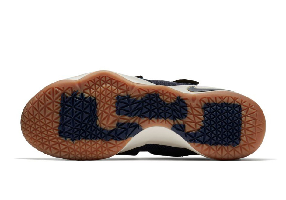 Lebron soldier 2024 11 cavs navy