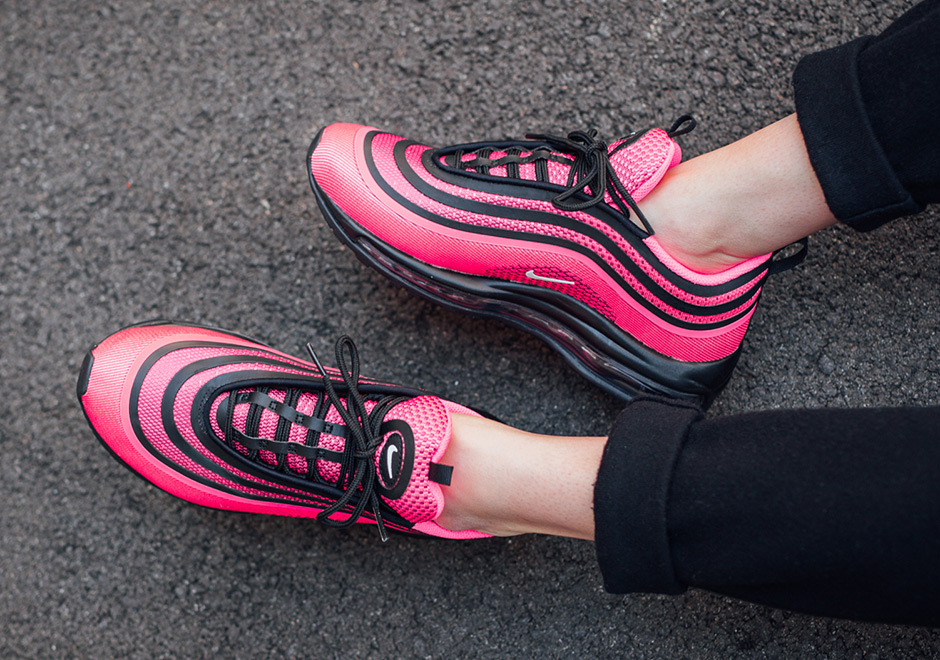 hot pink and black air max 97