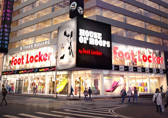 Foot Locker Shares Fall Nearly 25% Due To Decreasing Sales Of Nike Products