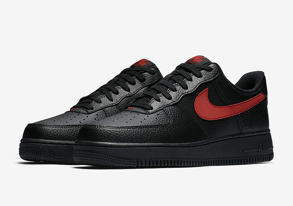 Nike Air Force 1 Low Black Leather Pack 01