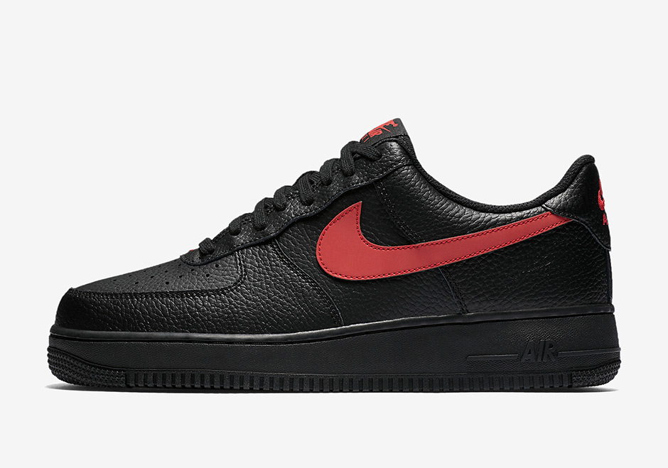Nike Air Force 1 Low Black Leather Pack 02
