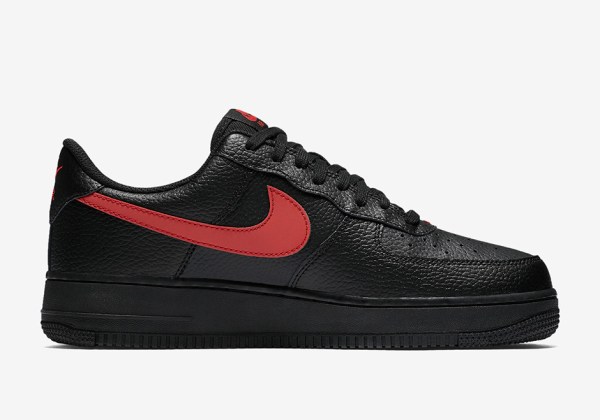 Nike Air Force 1 Low Black Leather Pack 