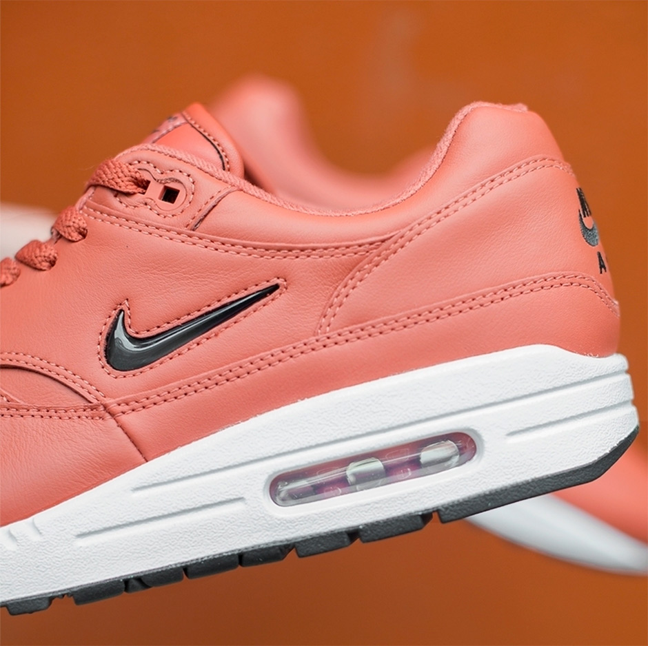 Nike Air Max 1 Jewel Pink 1