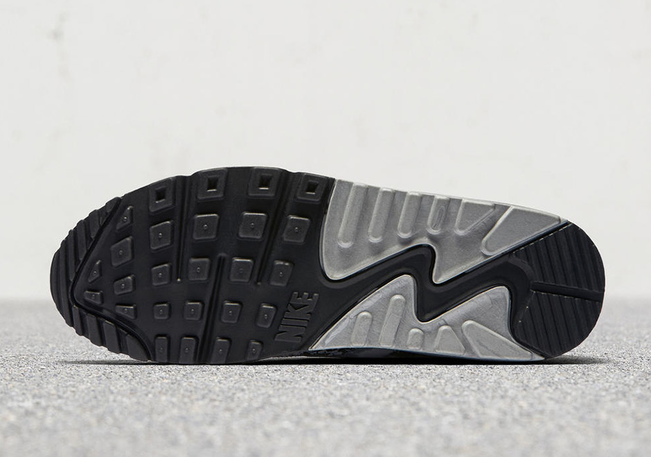 Nike Huarache Free Run 2012 BHM Midnight Fog Black-Black Tea 90 Doernbecher Oregon Ducks Designs 04