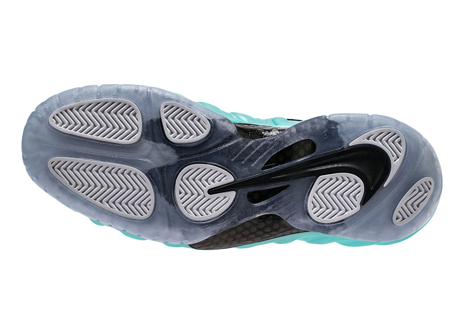 Foamposite Back: The Nike Air Foamposite Pro 'Island Green' Drops in Two  Weeks - WearTesters