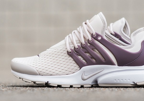 Nike Air Presto Light Orewood Brown 878068-102 | SneakerNews.com