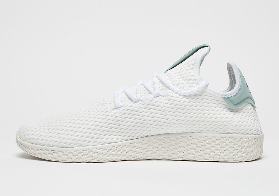 Pharrell Adidas Tennis Hu August 2017 defiant Dates 03