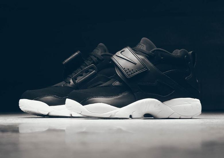 The Nike Air Diamond Turf Gets A Clean Black And White Colorway