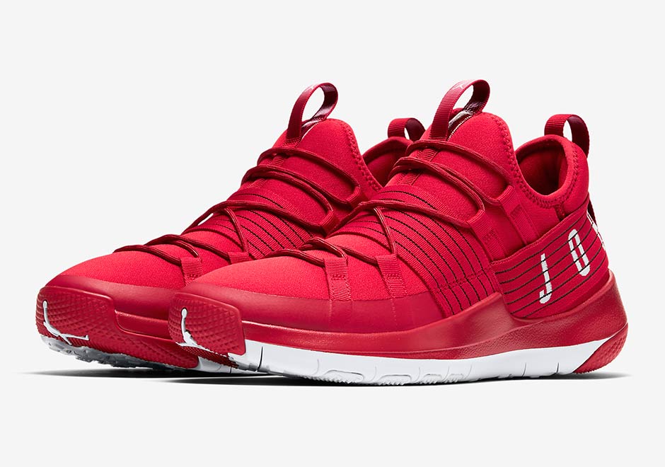 Jordan Trainer Pro Gym Red AA1344-603 | SneakerNews.com