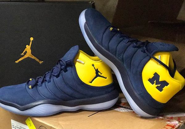 Michigan Air Jordan 32 Low PE | SneakerNews.com