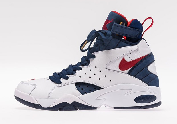 Upcoming "USA" Colorway Of Ronnie Fieg's Nike Air Maestro Collab Is For Friends & Family