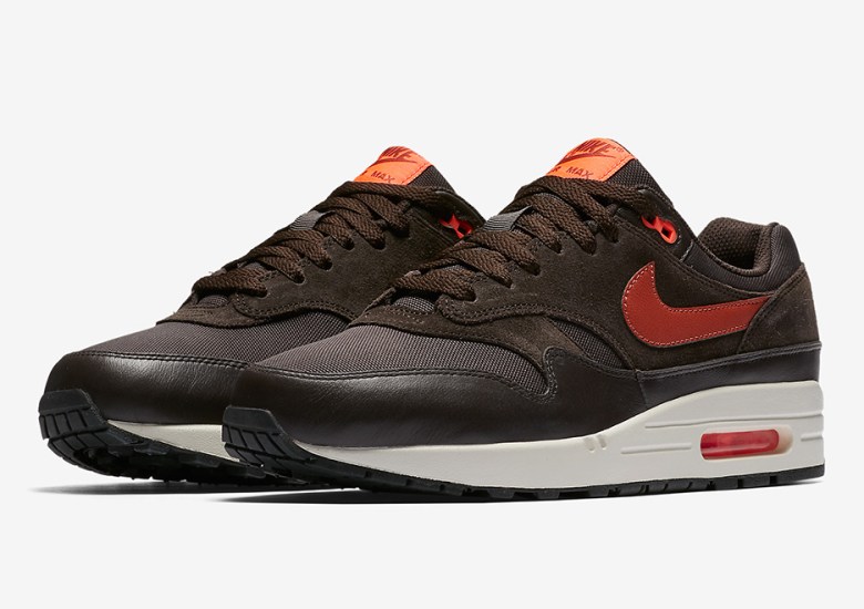 The Perfect Autumn Colorway Of The Nike Air Max 1 Premium Is Coming Soon